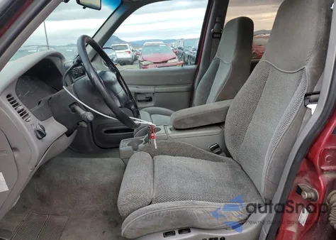 1996 Ford Explorer z USA, uszkodzony, nr VIN 1FMDU34XXTUD07943